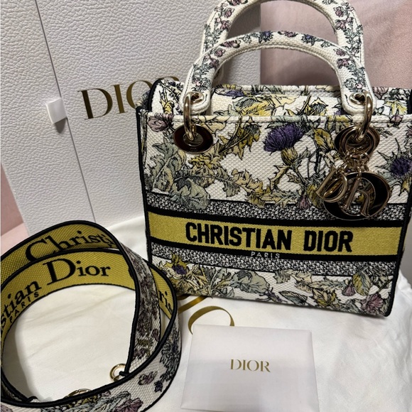 Dior Mini Bag with Floral Design - Yellow and White - Picture 1 of 12